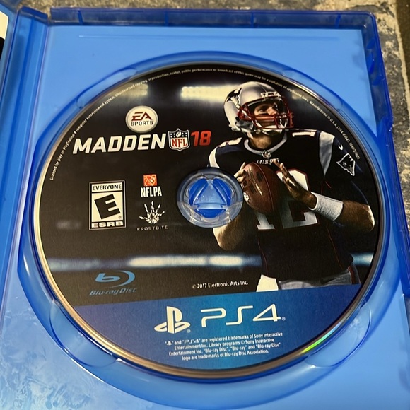 5 for $40 - Madden NFL 18 Deluxe Edition for PS4 - Picture 3 of 4